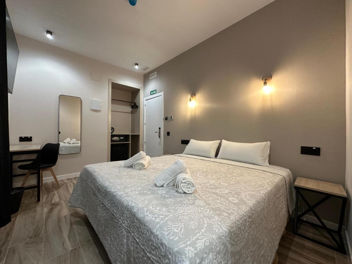 מדריד Cc Opera Suites מראה חיצוני תמונה