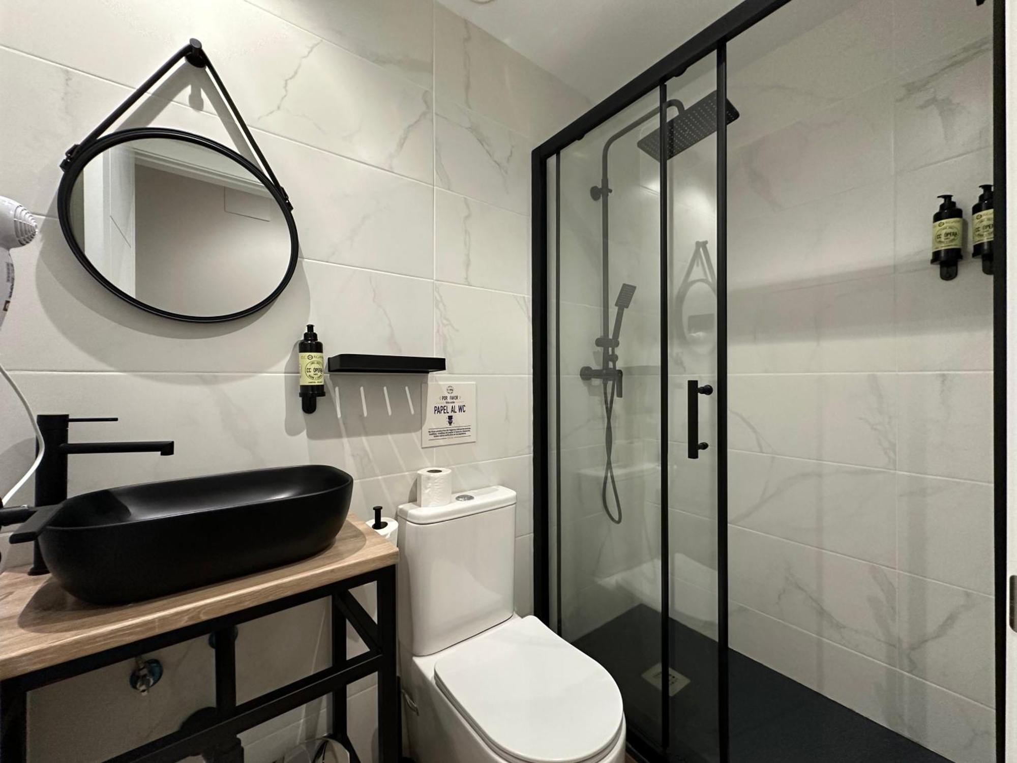 מדריד Cc Opera Suites מראה חיצוני תמונה