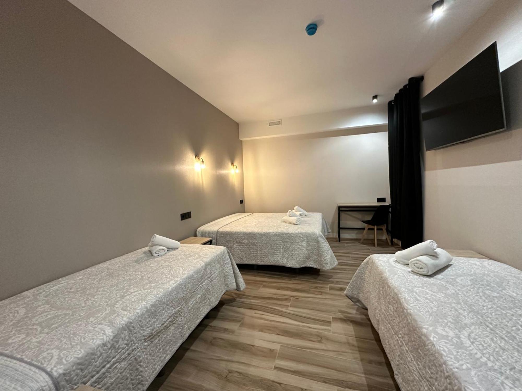 מדריד Cc Opera Suites מראה חיצוני תמונה
