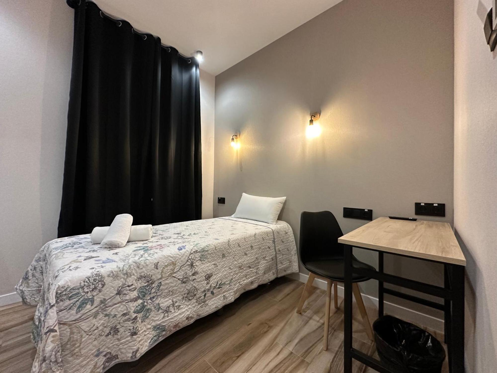 מדריד Cc Opera Suites מראה חיצוני תמונה