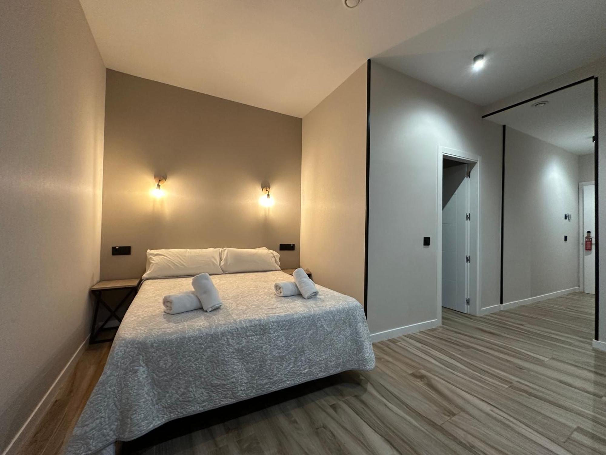 מדריד Cc Opera Suites מראה חיצוני תמונה