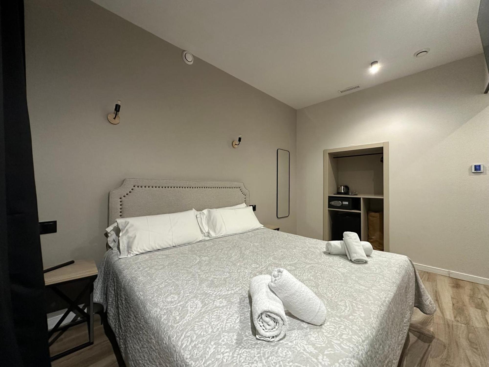 מדריד Cc Opera Suites מראה חיצוני תמונה