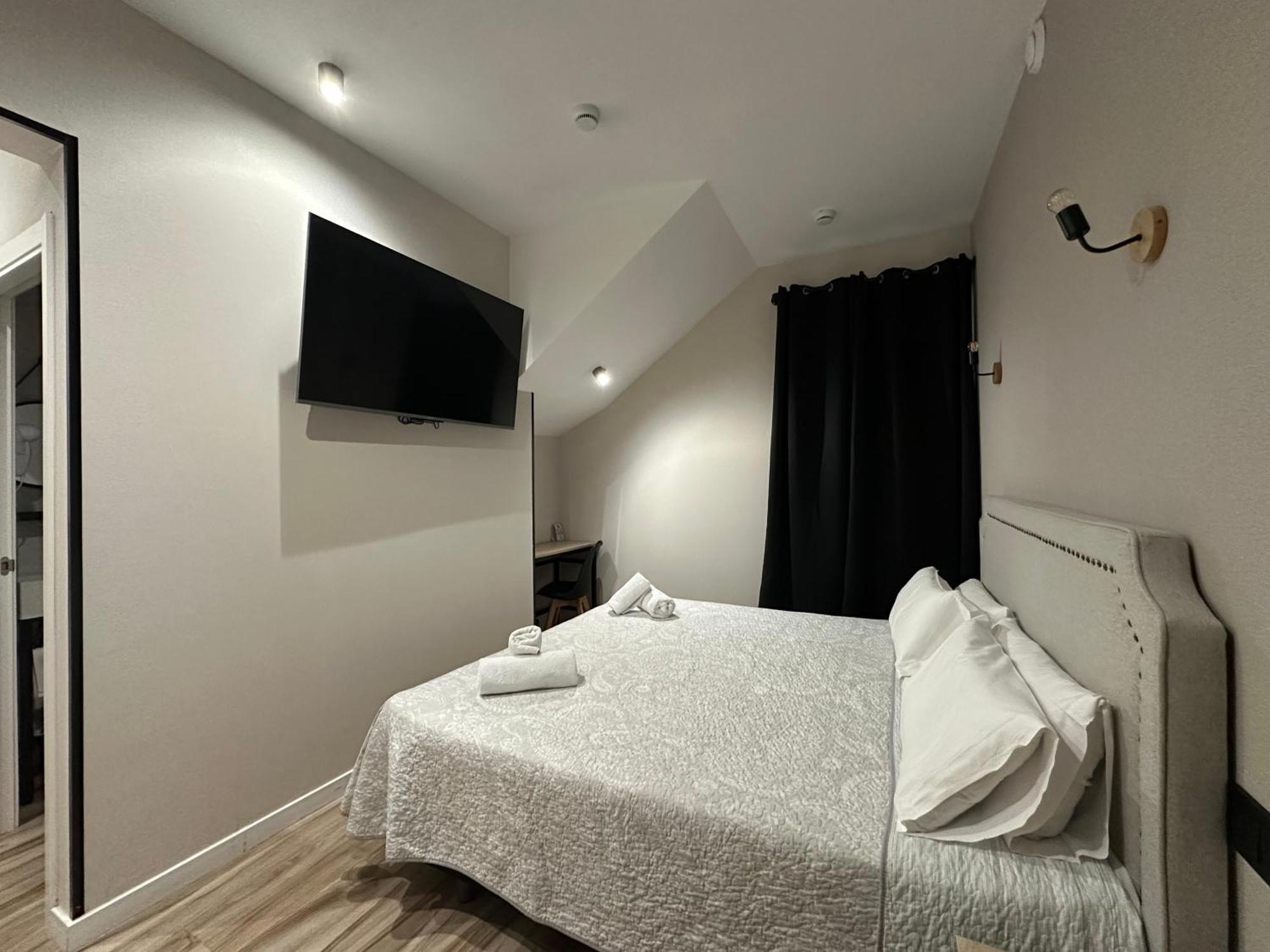 מדריד Cc Opera Suites מראה חיצוני תמונה