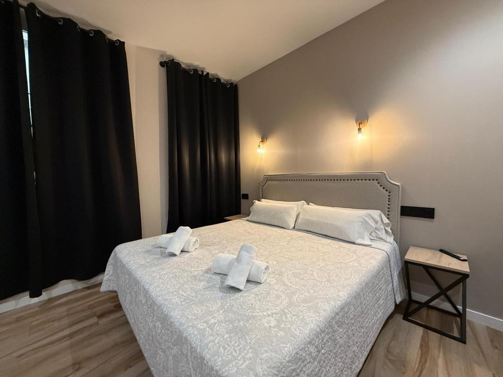 מדריד Cc Opera Suites מראה חיצוני תמונה