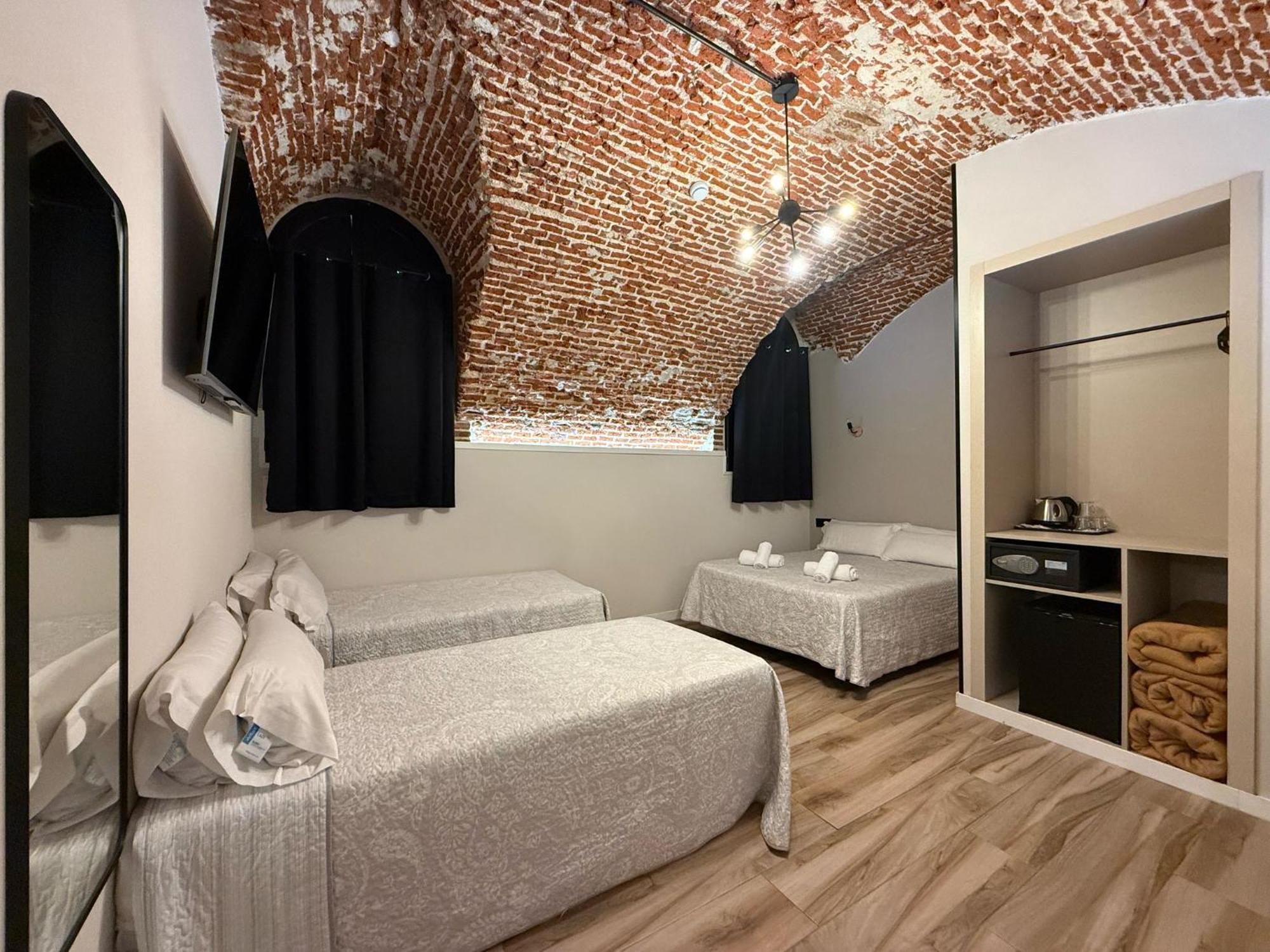 מדריד Cc Opera Suites מראה חיצוני תמונה